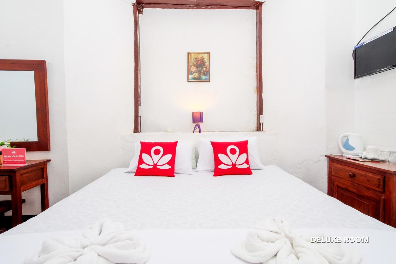 Zen Rooms Calle Crisologo Виган Екстериор снимка