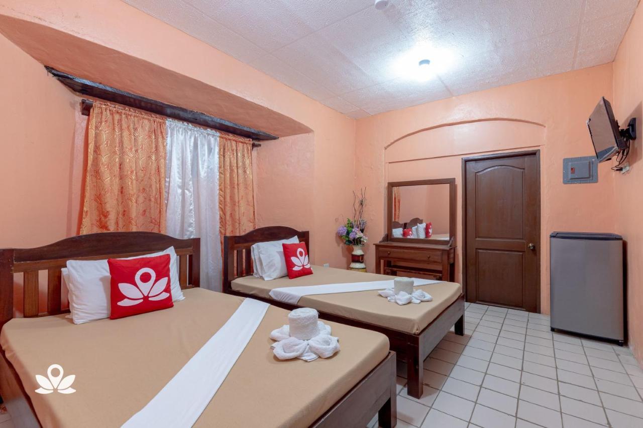 Zen Rooms Calle Crisologo Виган Екстериор снимка